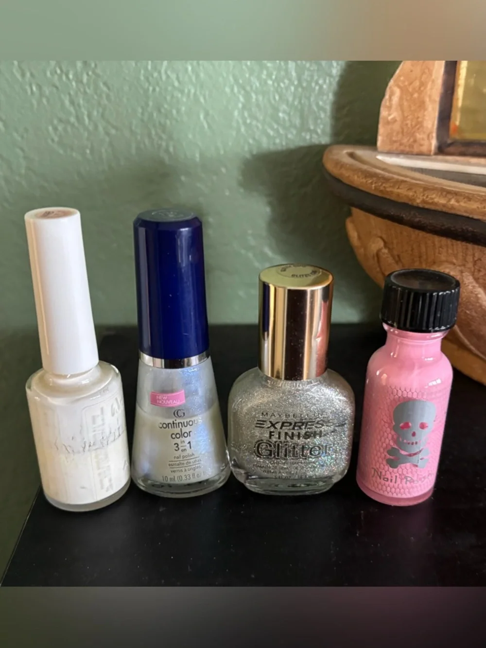 Vintage wet n wild morbid makeup Nail color lot - Picture 1 of 1